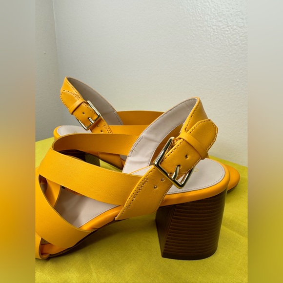 NWOB COLE HAAN JAMIE SANDALS RADIEN YELLOW - Picture 8 of 11